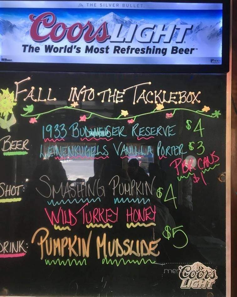 Tackle Box Tavern - Atlantic Beach, NC