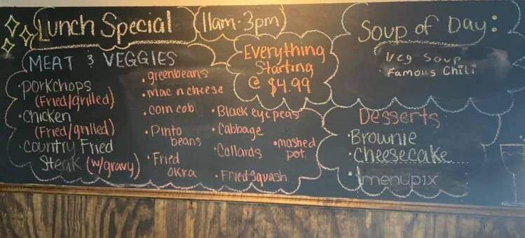 Junior's Bar & Grill - Toccoa, GA